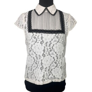 Alice + Olivia Vanetta Pintuck Blouse Size 6 Cream Black Lace Silk